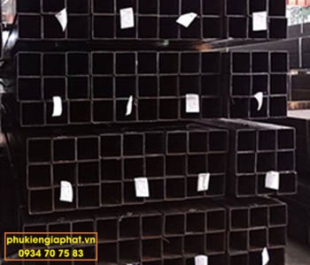 Hộp vuông đen 60 Hòa Phát