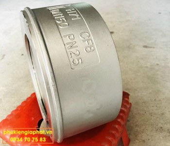 Van một chiều cánh bướm 2 lá lật