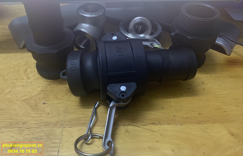 Bo noi nhanh doi xung camlock kieu C DP bang nhua