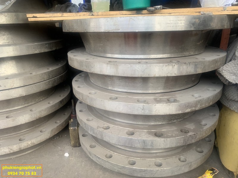 Flange weld neck ASNI B16 5 SCH10