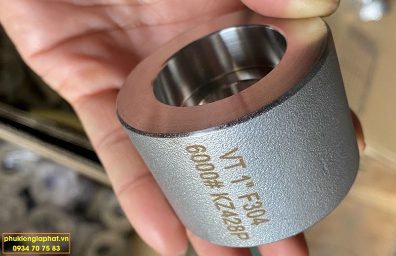 Half Coupling Socket weld A182 DN15