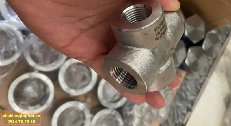 Chu thap inox ren trong NPT Class 3000