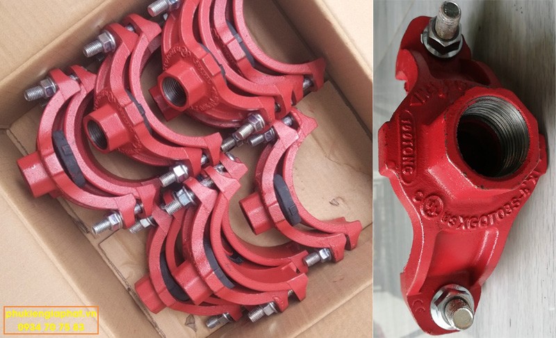 Grooved mechanical tee coupling