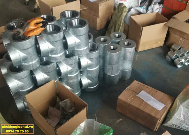 Tê hàn thép rèn A105 Class 6000LBS ASME B16 11 DN32