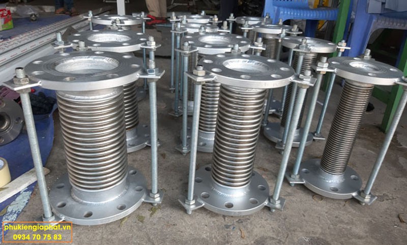 Khớp giãn nối nhiệt bù trừ