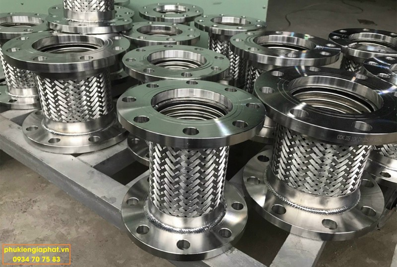 Ong noi bich inox 304 DIN PN20 DN100