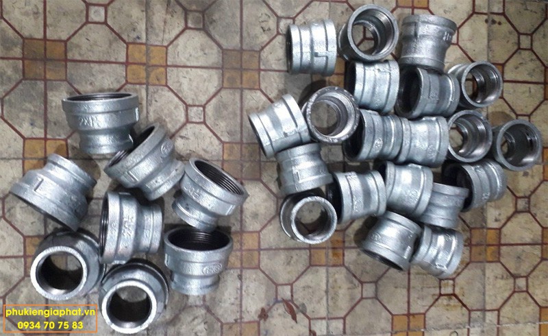 Reducer thread coupling mech
