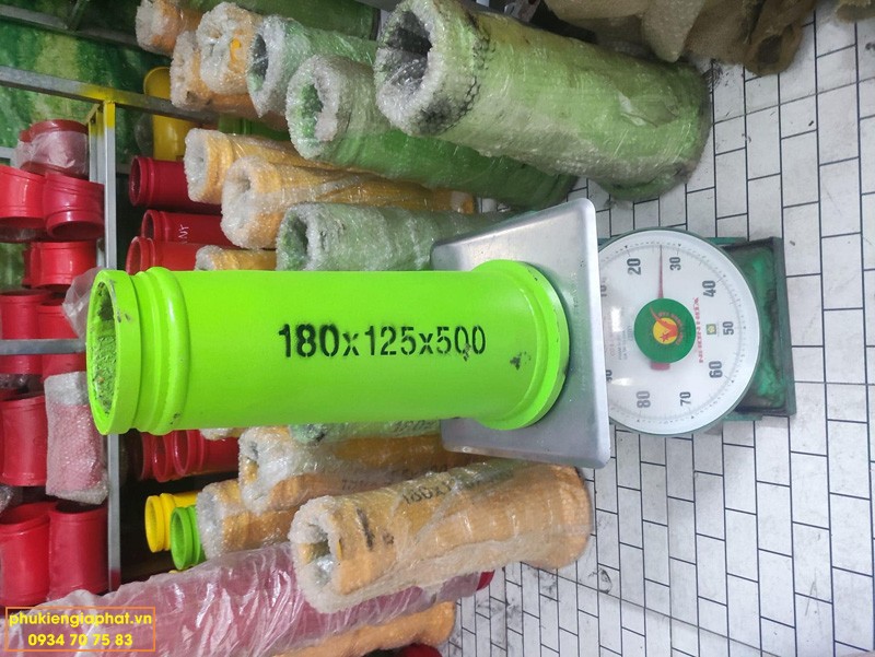 Ong giam toc 1lop 180x125