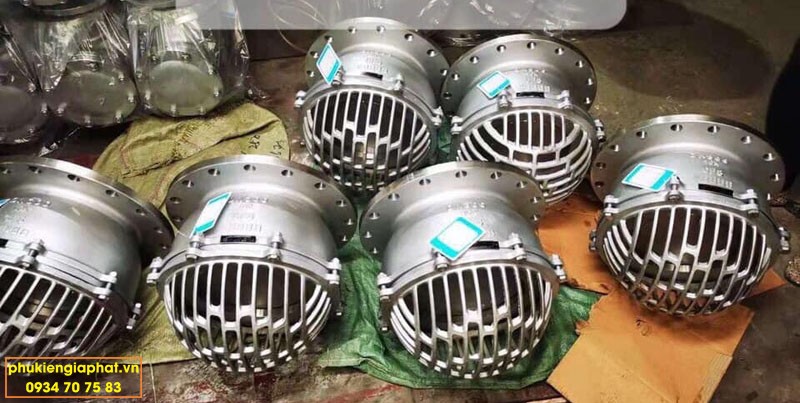 Mua ro bom bang inox mat bich o dau gia tot